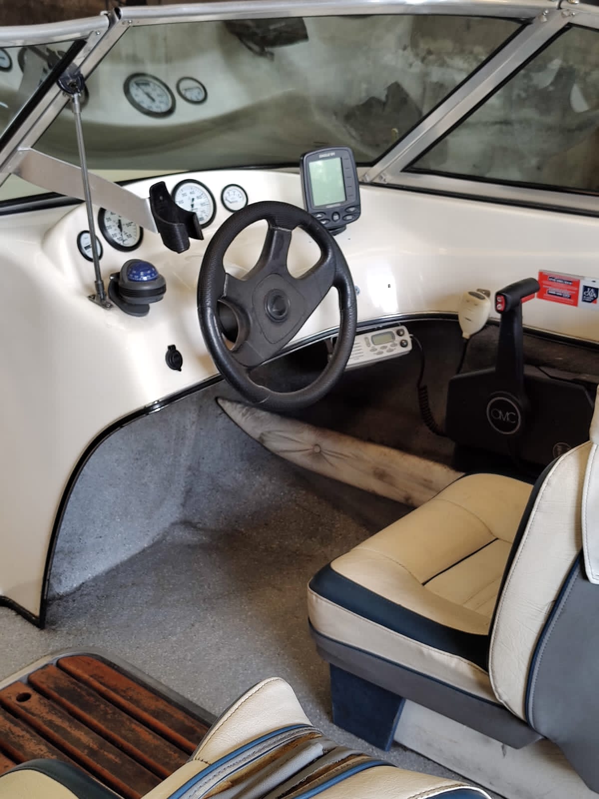 Canestrari 170 open 2000 Johnson 115 